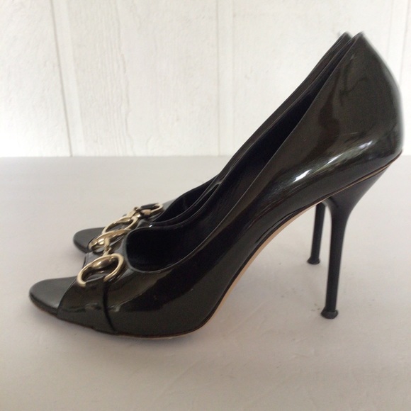 GUCCI BLACK PATENT LEATHER HORSEBIT HEELS SIZE 10 - Picture 2 of 16